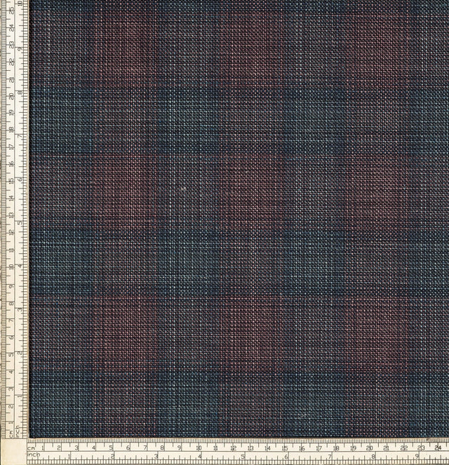 Fabric sample · 68% Wool, 20% Silk, 12% Linen
