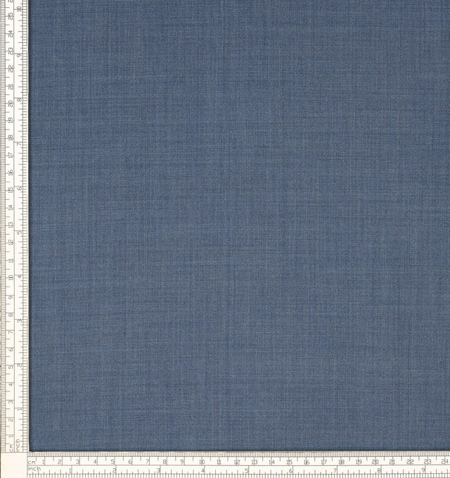Fabric sample · 85% Super 150s Wool, 15% Silk