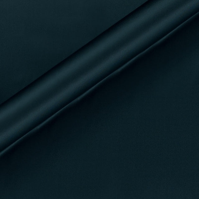 Fabric sample · 100% Silk