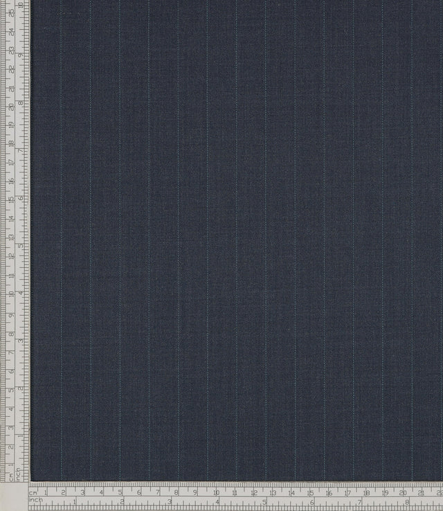Fabric sample · 83% Super 200s Wool, 17% Silk